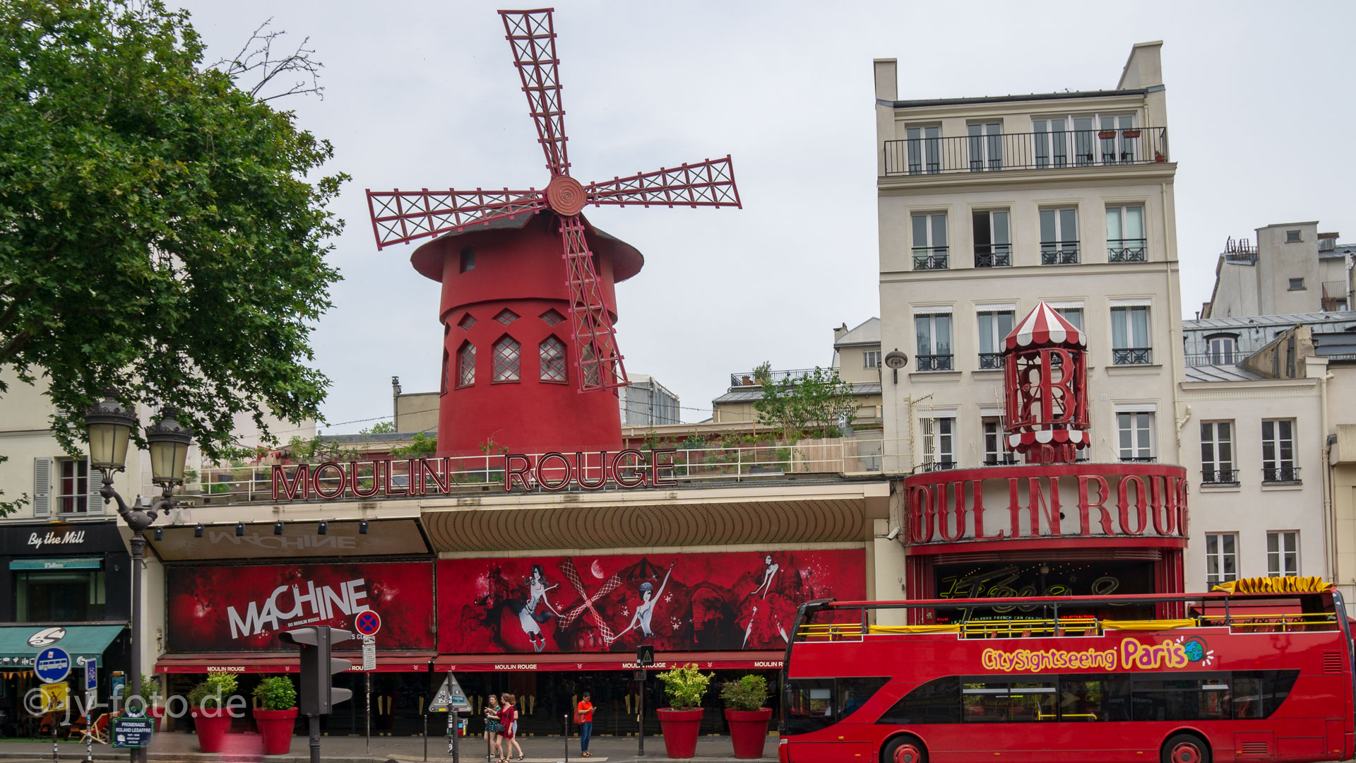 Paris Moulin Rouge