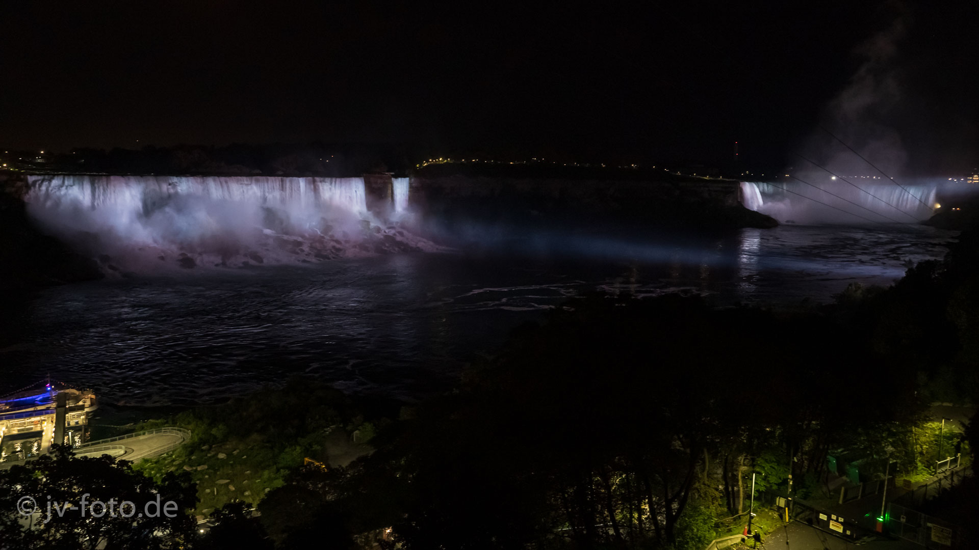 Niagara Falls am Abend