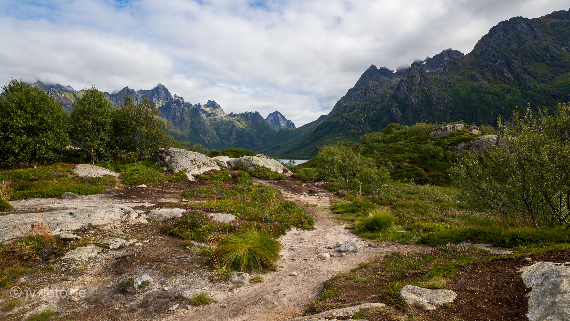 Am Rastplatz Austnesfjord