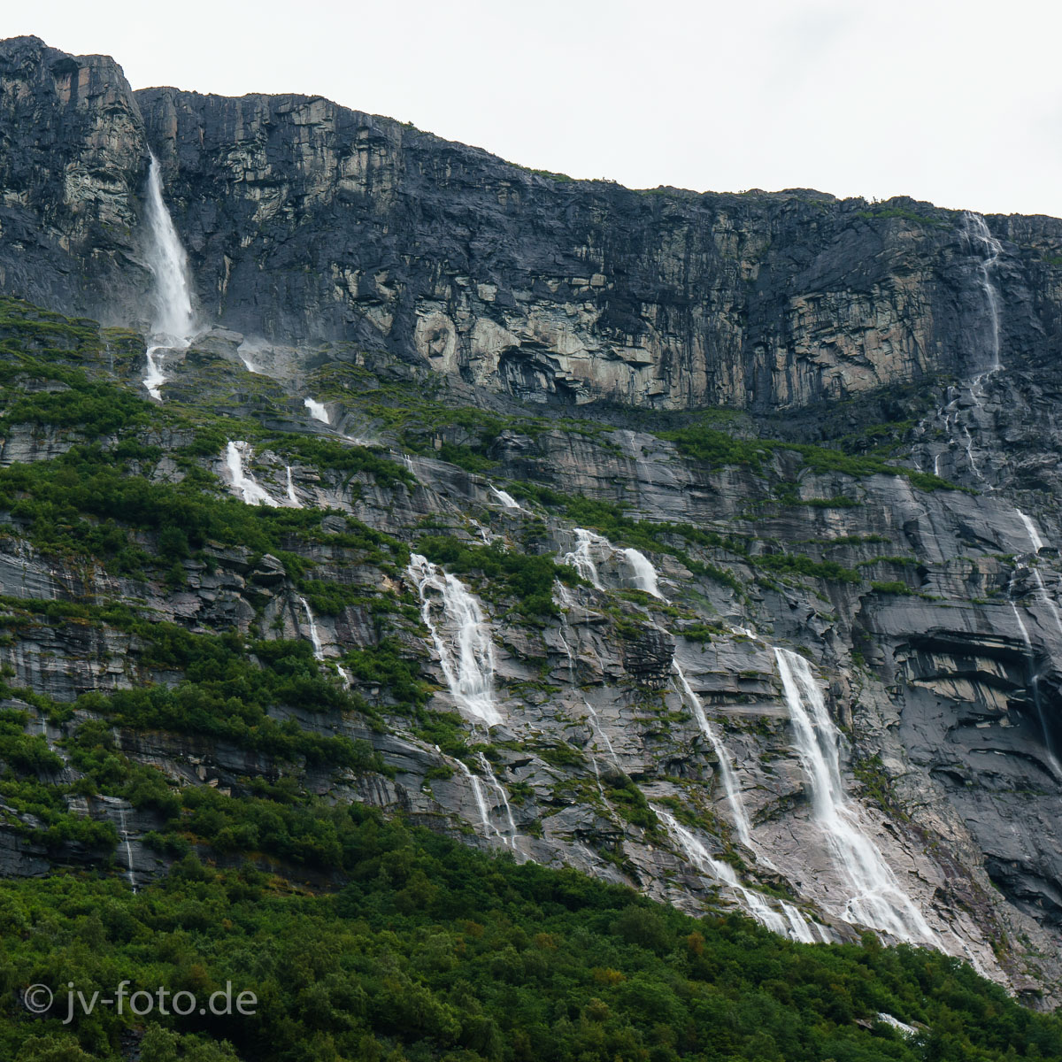 Wasserfälle bei Sunndalsøra