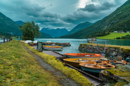 Oppstrynsvatnet