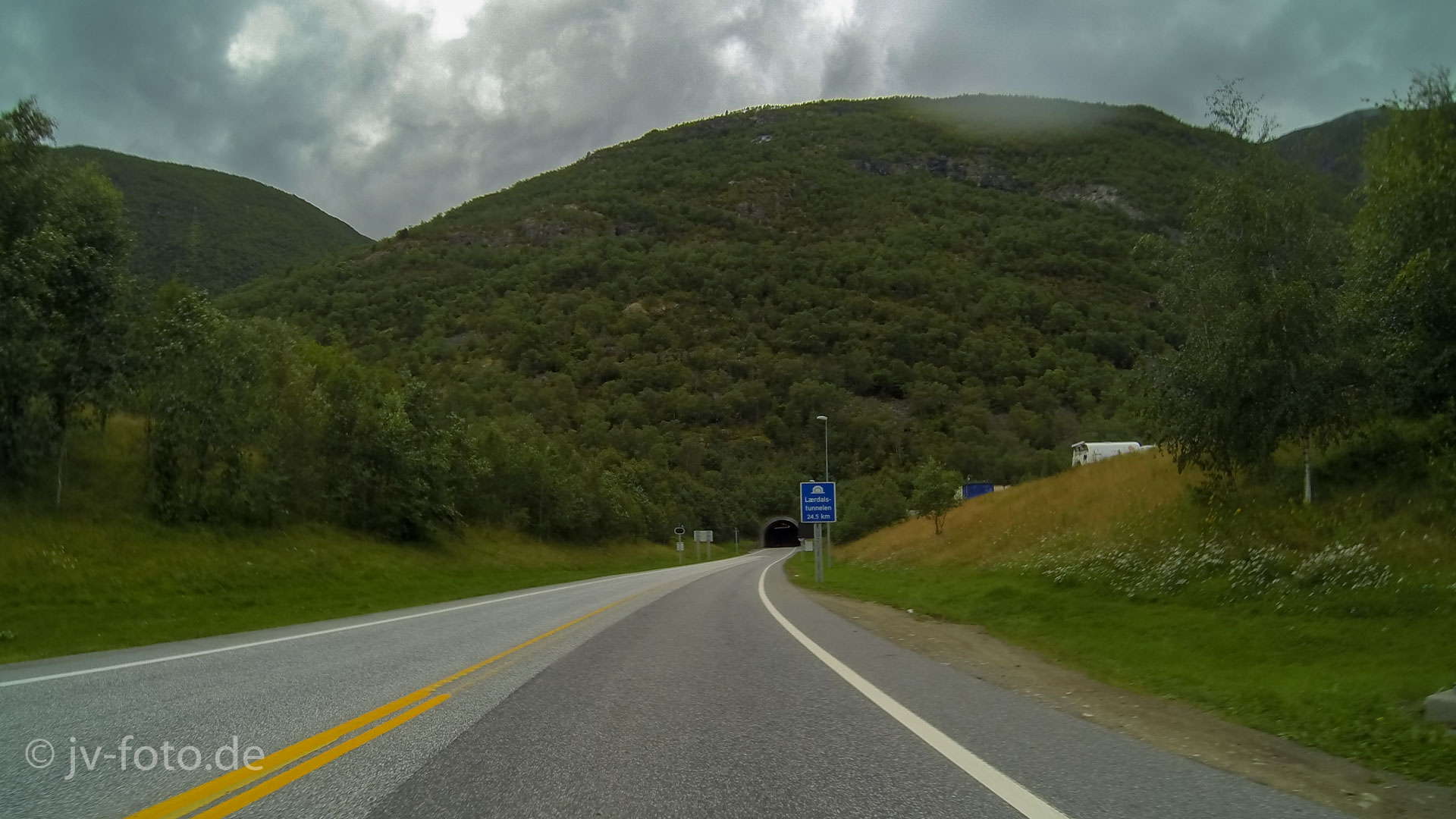 Einfahrt zum Lærdaltunnel